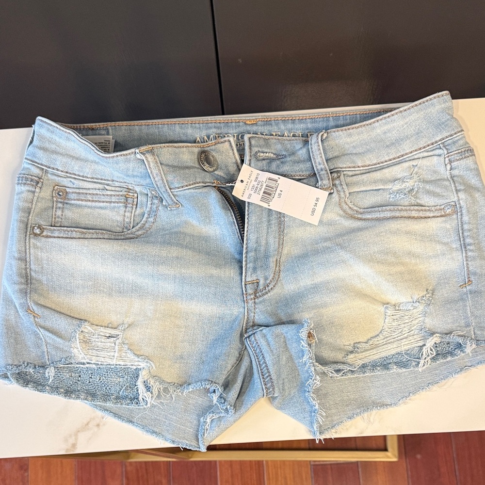 American Eagle Outfitters Light Wash Distressed Jean Shorts
